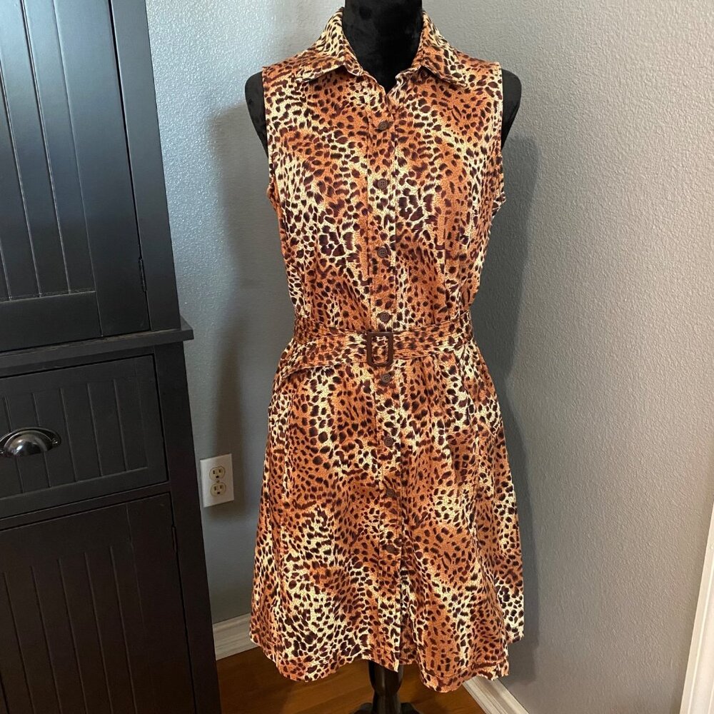 White Stag Dress Size 10 Animal Print Sleeveless Belt Pockets Safari Wild Fierce